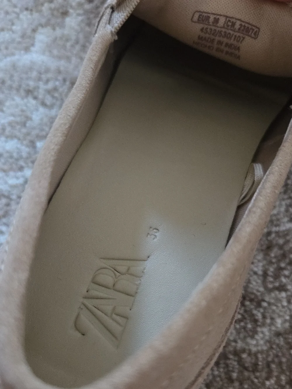 Zara Kids split suede slip-on loafers,never worn.